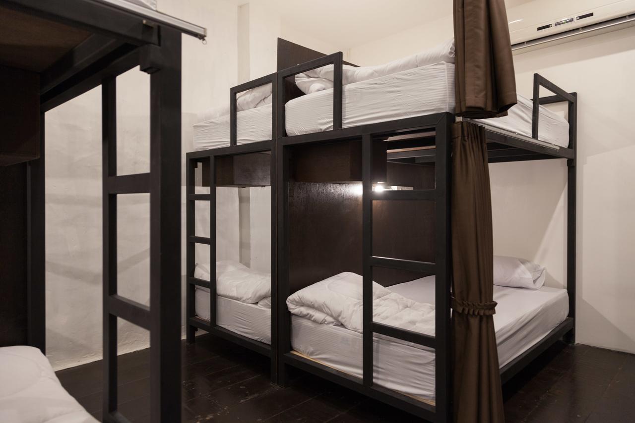 Feel Good Hostel Phuket Buitenkant foto