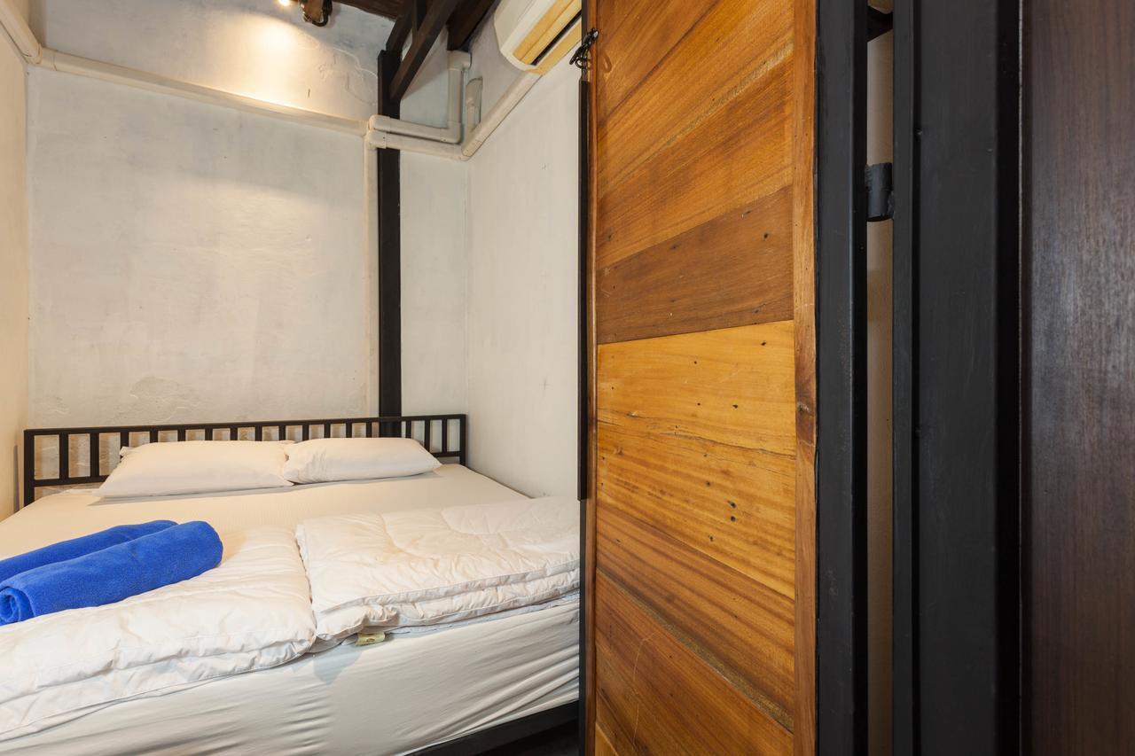 Feel Good Hostel Phuket Buitenkant foto