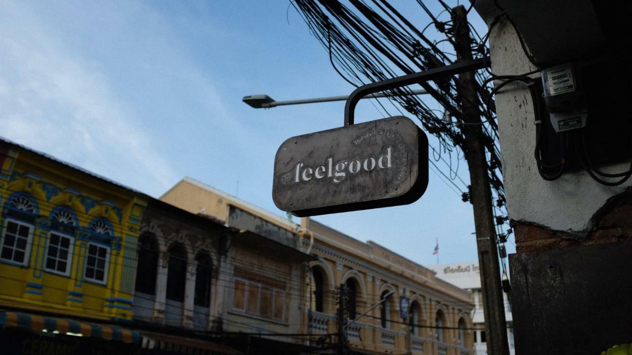 Feel Good Hostel Phuket Buitenkant foto